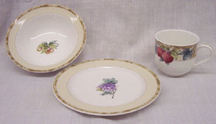 Noritake Sonoma Gardens 7936 Cereal Dessert Plate Mug Sale from Clark Flower and Gift Shop in Clark, SD